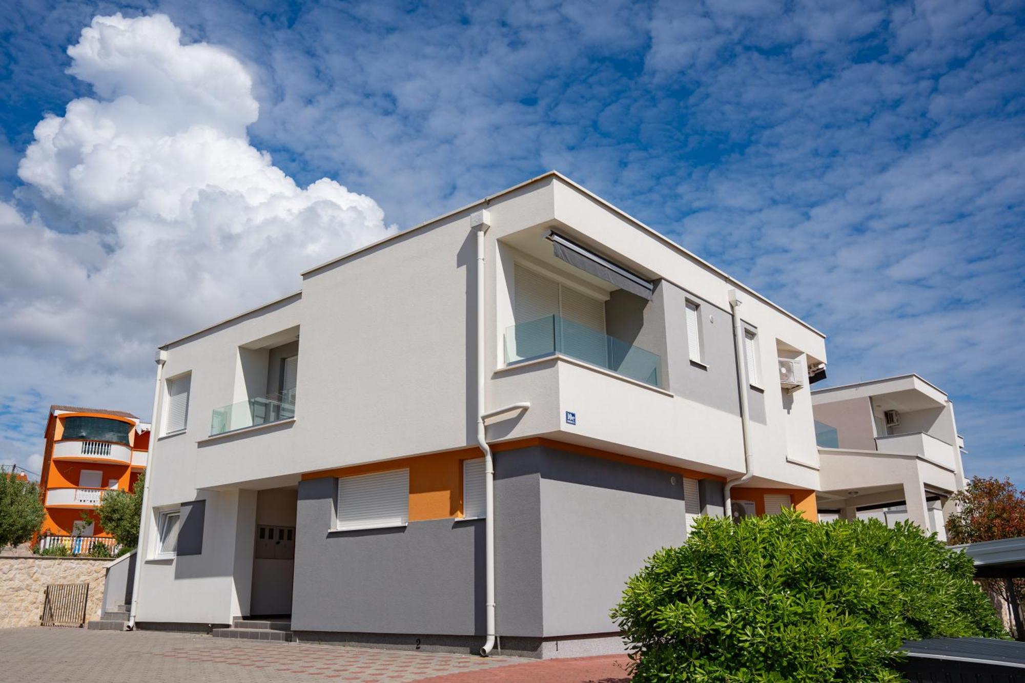 Apartment Funtastic With Private Pool Novalja Luaran gambar